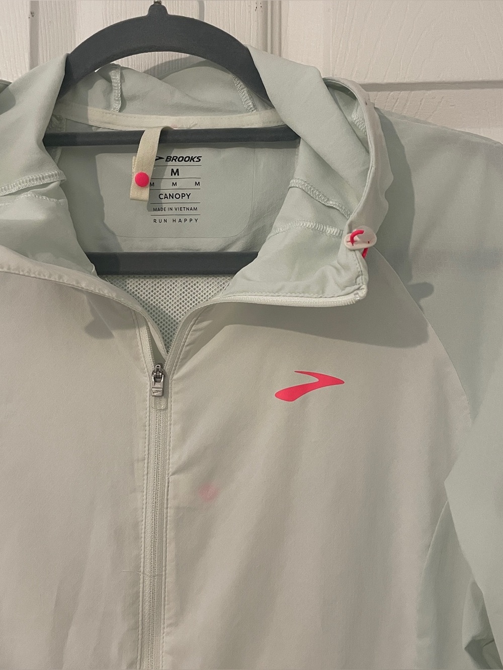 Brooks Canopy Jacket in mint size medium - Picture 7 of 10
